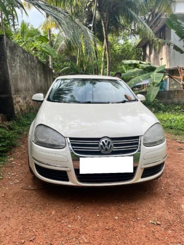 Volkswagen Jetta 1.6 Trendline Second-hand 2009 Volkswagen Jetta 1.6 Trendline for sale in Kanyakumari-0
