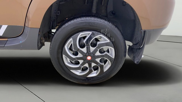 Renault Duster 1.5 Petrol RXE Second-hand 2018 Renault Duster 1.5 Petrol RXE for sale in Ahmedabad-26