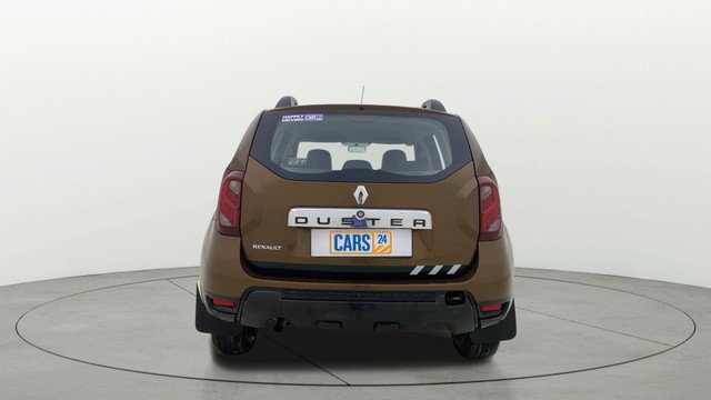 Renault Duster 1.5 Petrol RXE Second-hand 2018 Renault Duster 1.5 Petrol RXE for sale in Ahmedabad-3