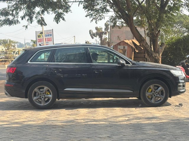 Second-hand 2018 Audi Q7 45 TDI Quattro Technology for sale in Bhubaneswar-1
