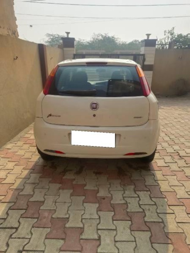 Second-hand 2014 Fiat Punto 1.3 Dynamic for sale in Rohtak-2