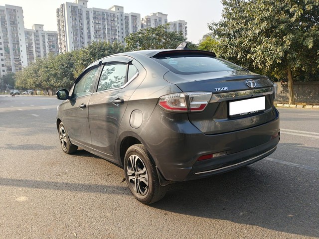 Second-hand 2022 Tata Tigor XZ Plus CNG BSVI for sale in Noida-6