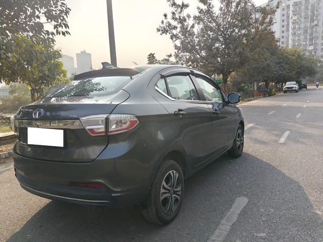 Second-hand 2022 Tata Tigor XZ Plus CNG BSVI for sale in Noida-8