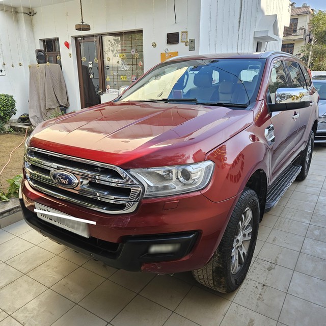Second-hand 2016 Ford Endeavour 3.2 Titanium AT 4X4 for sale in Gurgaon-0