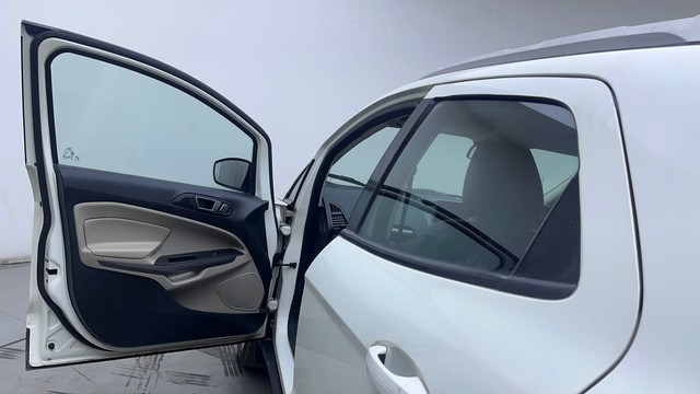 Second-hand 2020 Ford Ecosport 1.5 Ti VCT AT Titanium for sale in Hyderabad-37