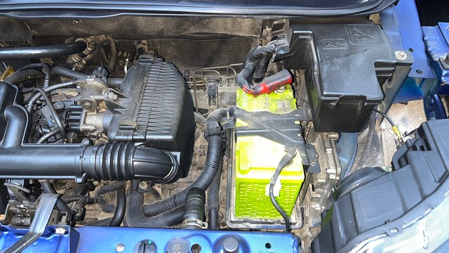 Second-hand 2020 Renault Triber RXZ EASY-R AMT for sale in Hyderabad-37