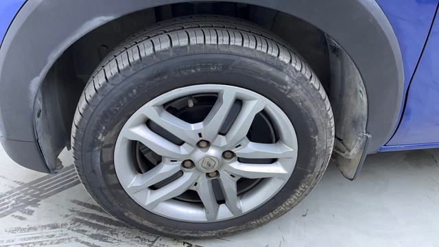 Second-hand 2020 Renault Triber RXZ EASY-R AMT for sale in Hyderabad-20