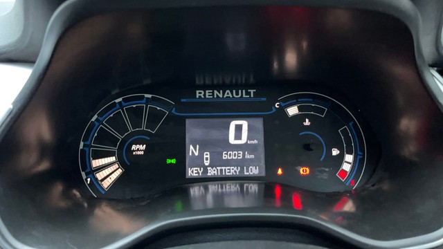 Second-hand 2020 Renault Triber RXZ EASY-R AMT for sale in Hyderabad-13