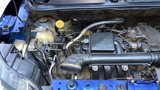 Second-hand 2020 Renault Triber RXZ EASY-R AMT for sale in Hyderabad-36