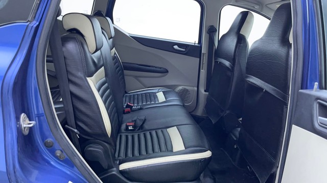 Second-hand 2020 Renault Triber RXZ EASY-R AMT for sale in Hyderabad-39