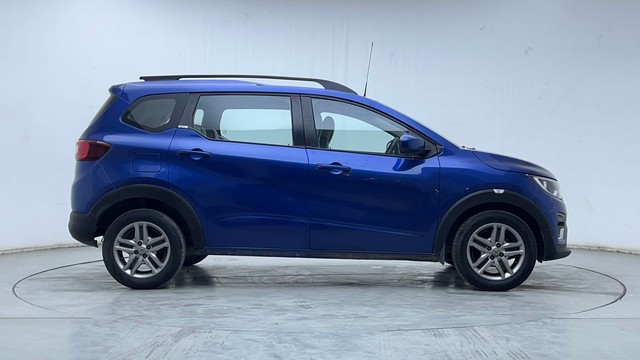 Second-hand 2020 Renault Triber RXZ EASY-R AMT for sale in Hyderabad-2