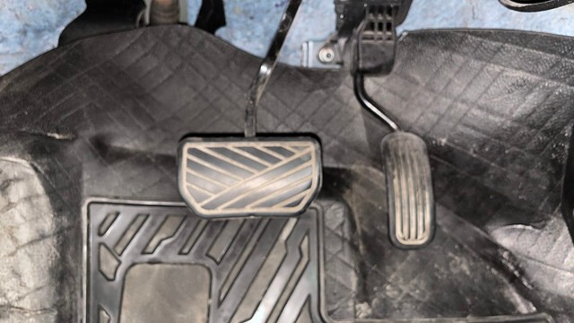 Second-hand 2023 Maruti Suzuki Grand Vitara Alpha Plus Hybrid CVT for sale in Chennai-14