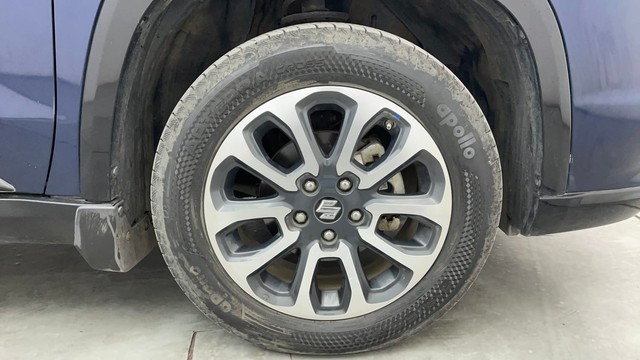 Second-hand 2023 Maruti Suzuki Grand Vitara Alpha Plus Hybrid CVT for sale in Chennai-17