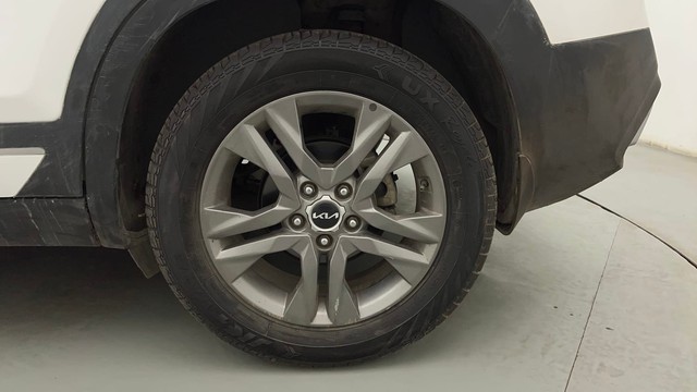 Second-hand 2022 Kia Seltos HTX IVT for sale in Thane-19