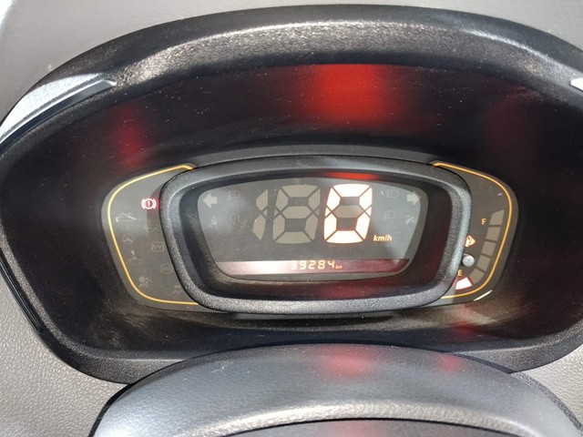 Second-hand 2016 Renault KWID RXT for sale in Kochi-13