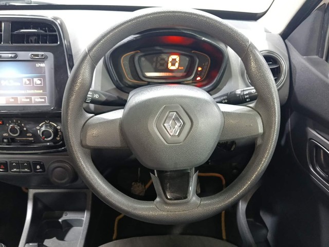 Second-hand 2016 Renault KWID RXT for sale in Kochi-25