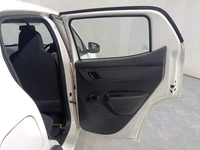 Second-hand 2016 Renault KWID RXT for sale in Kochi-27