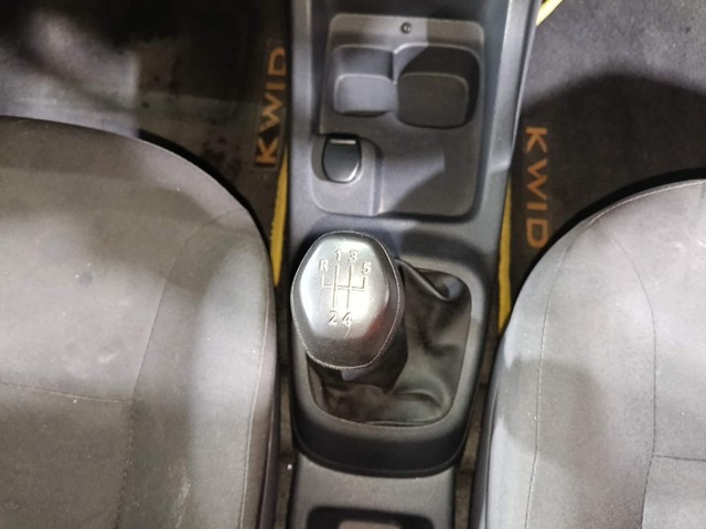 Second-hand 2016 Renault KWID RXT for sale in Kochi-12