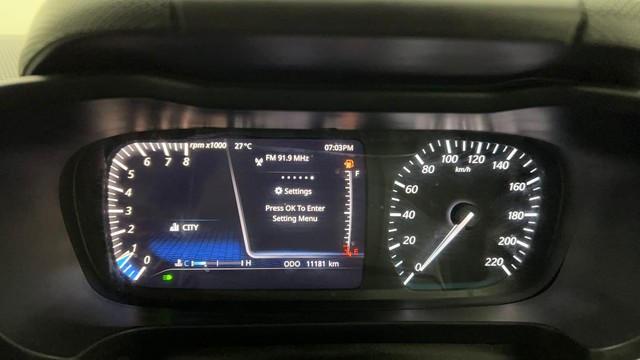 Second-hand 2022 Tata Altroz XZ Plus for sale in Thane-13