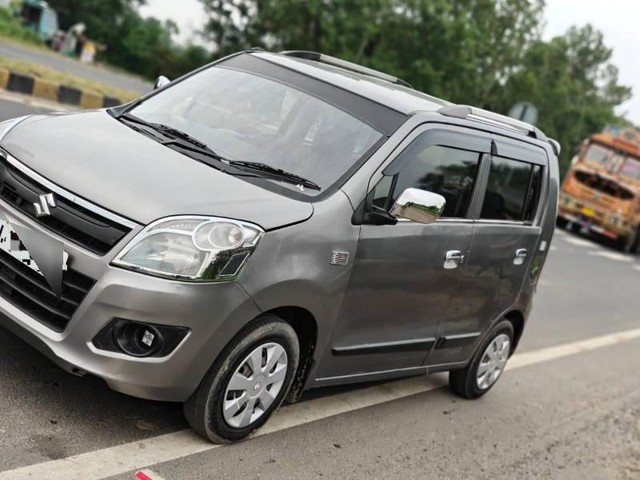 Second-hand 2017 Maruti Wagon R Stingray LXI Optional for sale in Godhra-4