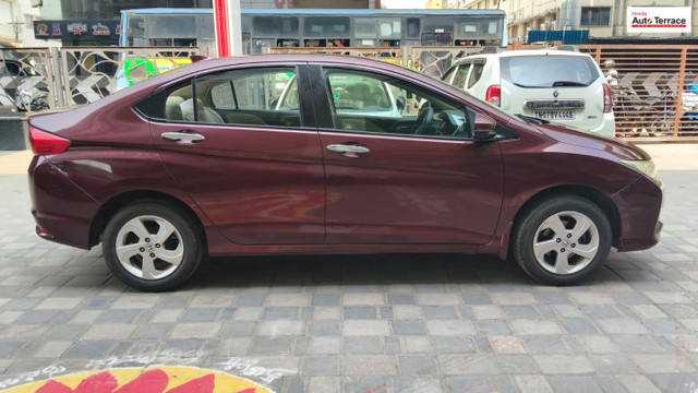 Honda City 1.5 V MT Exclusive Second-hand 2014 Honda City 1.5 V MT Exclusive for sale in Chennai-2