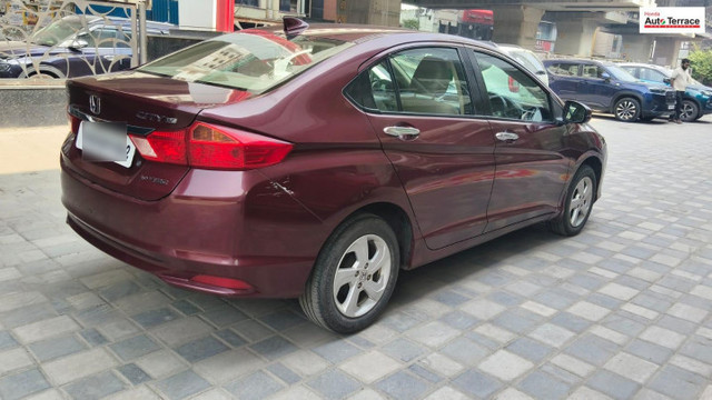 Honda City 1.5 V MT Exclusive Second-hand 2014 Honda City 1.5 V MT Exclusive for sale in Chennai-4