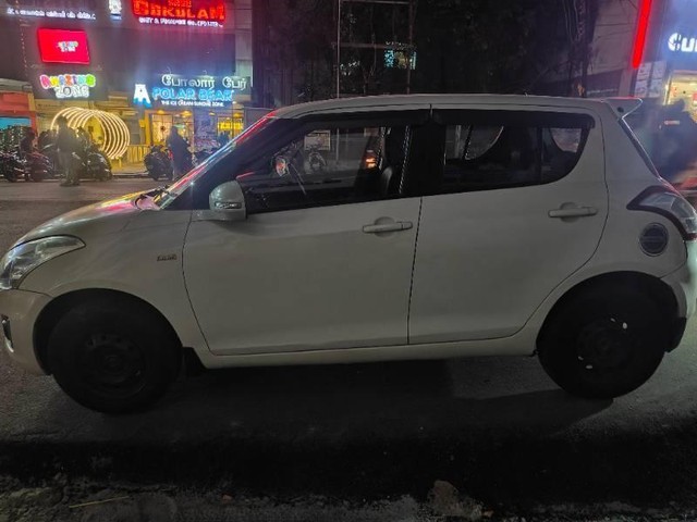 Second-hand 2013 Maruti Suzuki Swift VDI for sale in Hosur-3