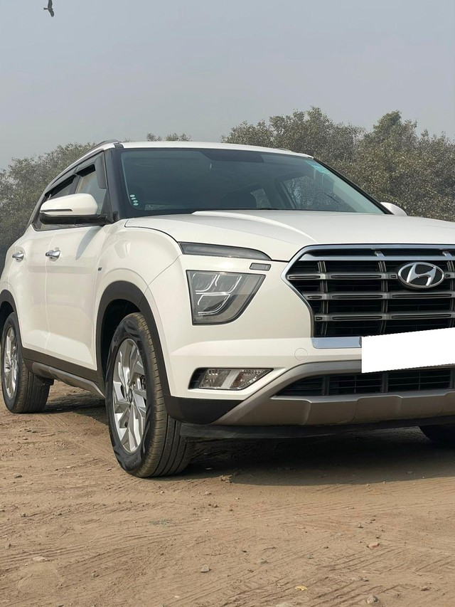 Second-hand 2023 Hyundai Creta SX IVT for sale in New Delhi-18