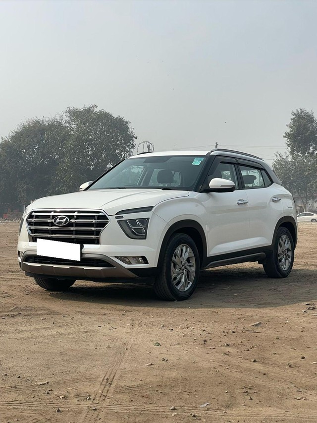 Second-hand 2023 Hyundai Creta SX IVT for sale in New Delhi-4