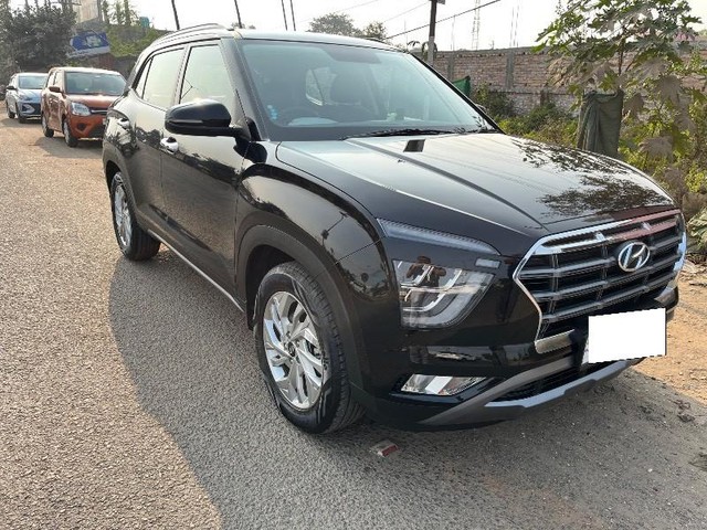Second-hand 2023 Hyundai Creta SX for sale in Hooghly-11