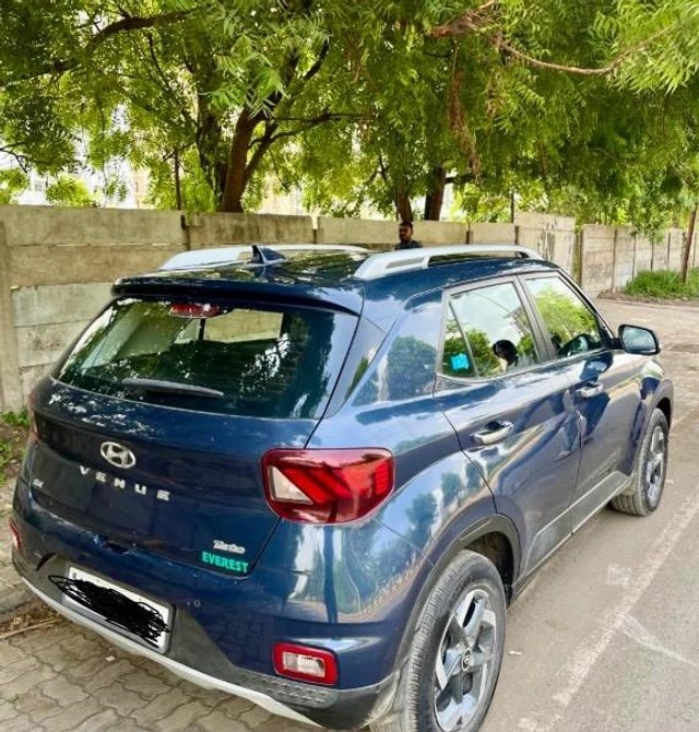 Second-hand 2019 Hyundai Venue SX Opt Turbo BSIV for sale in Jamnagar-7