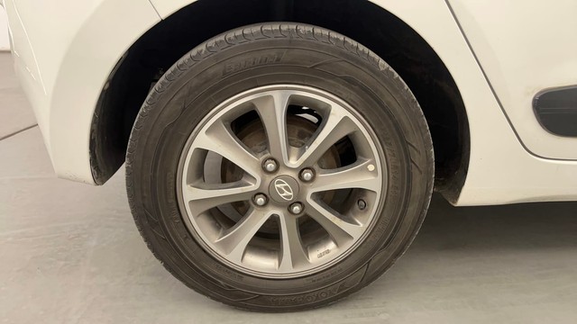 Second-hand 2014 Hyundai Grand i10 1.2 Kappa Asta for sale in Pune-18