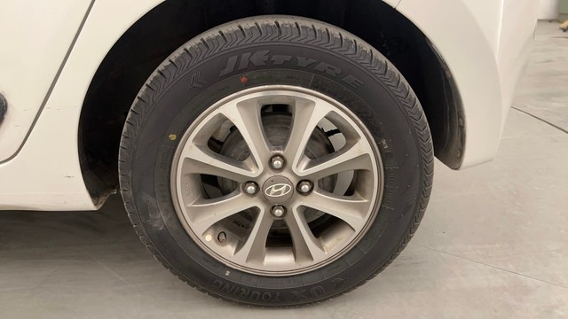 Second-hand 2014 Hyundai Grand i10 1.2 Kappa Asta for sale in Pune-19