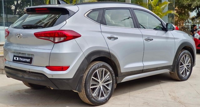 Second-hand 2019 Hyundai Tucson 2.0 Dual VTVT 2WD AT GLS for sale in Bangalore-2