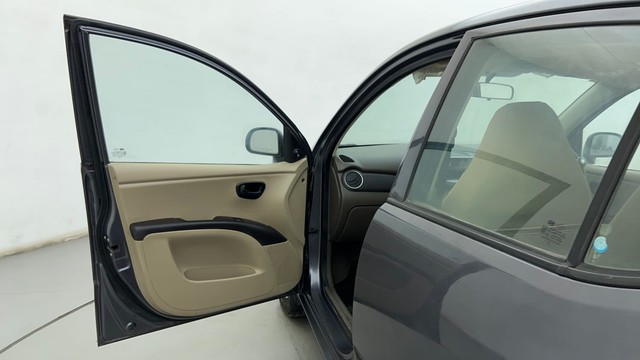 Second-hand 2015 Hyundai i10 Magna 1.1 for sale in Ahmedabad-26