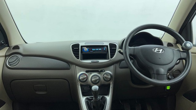Second-hand 2015 Hyundai i10 Magna 1.1 for sale in Ahmedabad-11