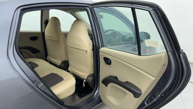 Second-hand 2015 Hyundai i10 Magna 1.1 for sale in Ahmedabad-25