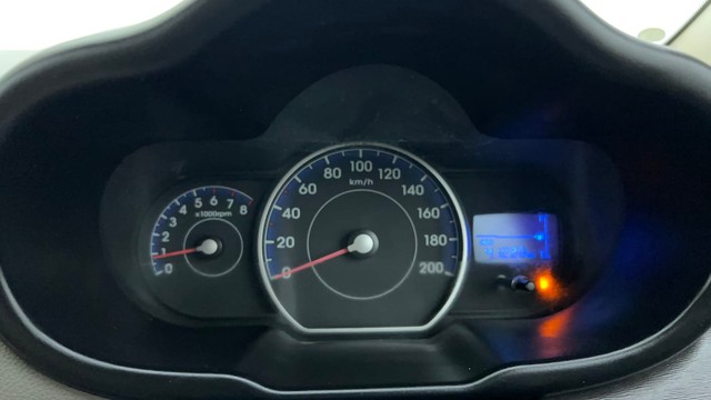 Second-hand 2015 Hyundai i10 Magna 1.1 for sale in Ahmedabad-13