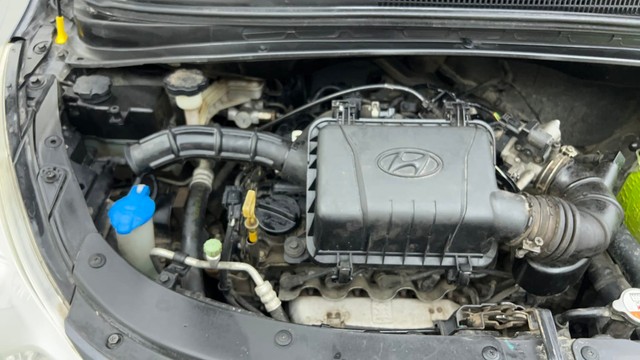 Second-hand 2015 Hyundai i10 Magna 1.1 for sale in Ahmedabad-38