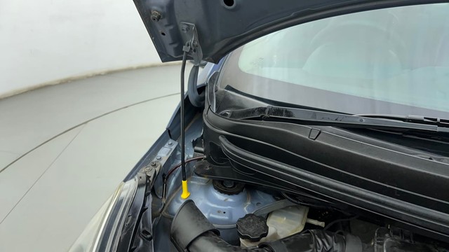 Second-hand 2016 Hyundai Xcent Petrol for sale in Ahmedabad-38