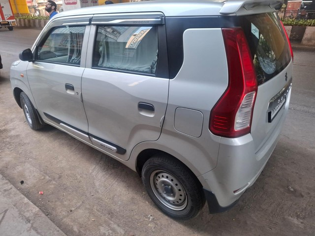 Second-hand 2021 Maruti Suzuki Wagon R CNG LXI Opt for sale in Mumbai-3