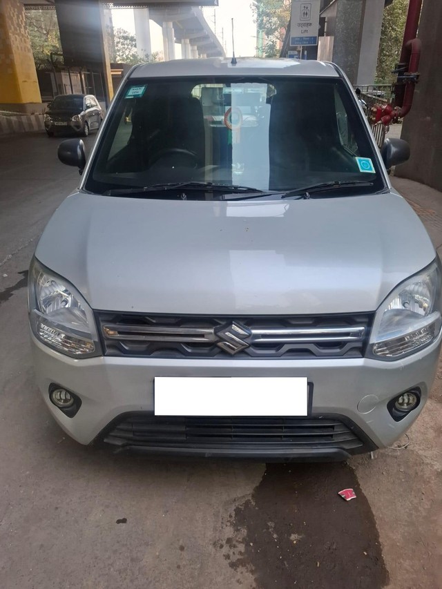 Second-hand 2021 Maruti Suzuki Wagon R CNG LXI Opt for sale in Mumbai-4