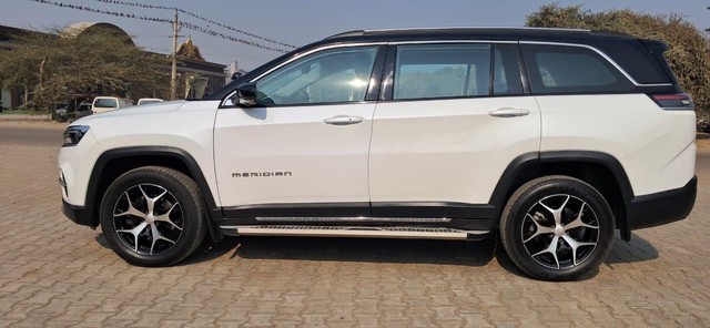 Second-hand 2022 Jeep Meridian Limited Opt AT 4x4 BSVI for sale in New Delhi-4