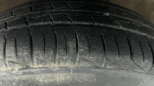 Second-hand 2021 Maruti Suzuki Alto 800 LXi for sale in Ahmedabad-28