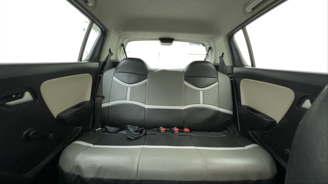 Second-hand 2021 Maruti Suzuki Alto 800 LXi for sale in Ahmedabad-31