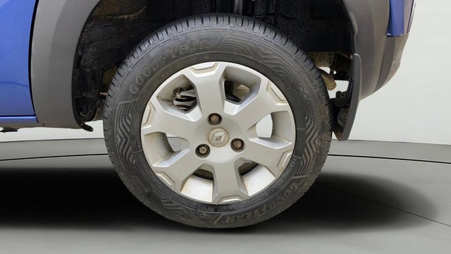 Renault KWID Climber 1.0 AMT Second-hand 2017 Renault KWID Climber 1.0 AMT for sale in Hyderabad-26