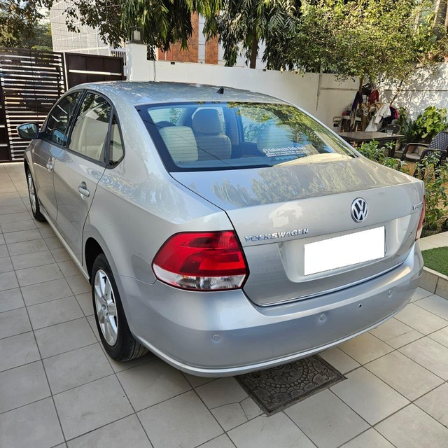 Second-hand 2011 Volkswagen Vento Petrol Highline AT for sale in Gurgaon-9