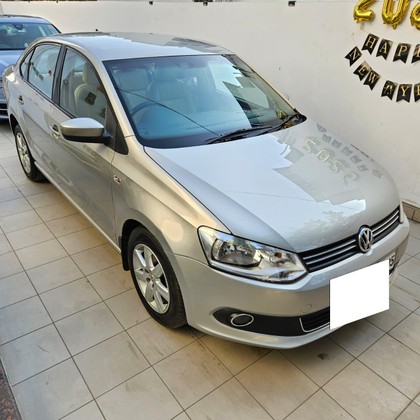 Second-hand 2011 Volkswagen Vento Petrol Highline AT for sale in Gurgaon