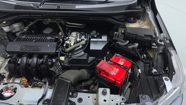 Second-hand 2021 Honda Amaze VX CVT Petrol for sale in Lucknow-39