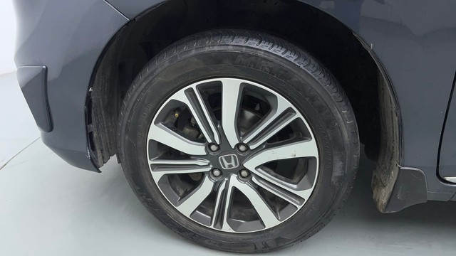 Second-hand 2021 Honda Amaze VX CVT Petrol for sale in Lucknow-20